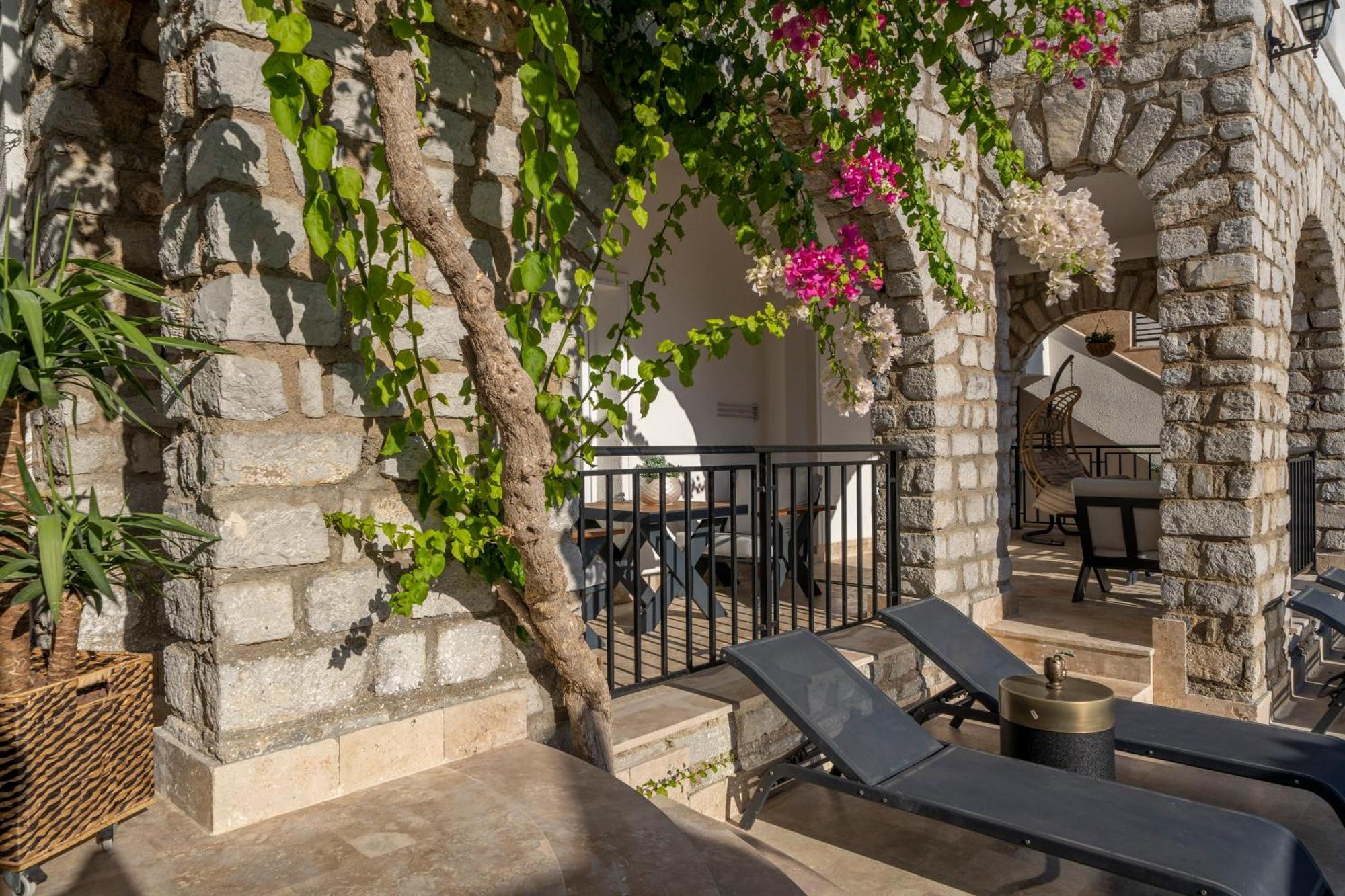 Noa Suite Hotel Only Adult Bodrum Exterior photo